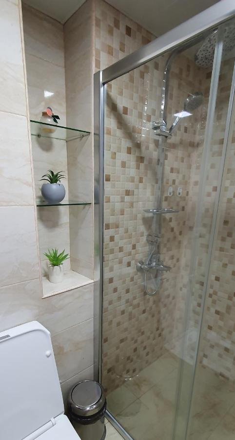 Bookinist Apartment Kutaisi Exterior photo