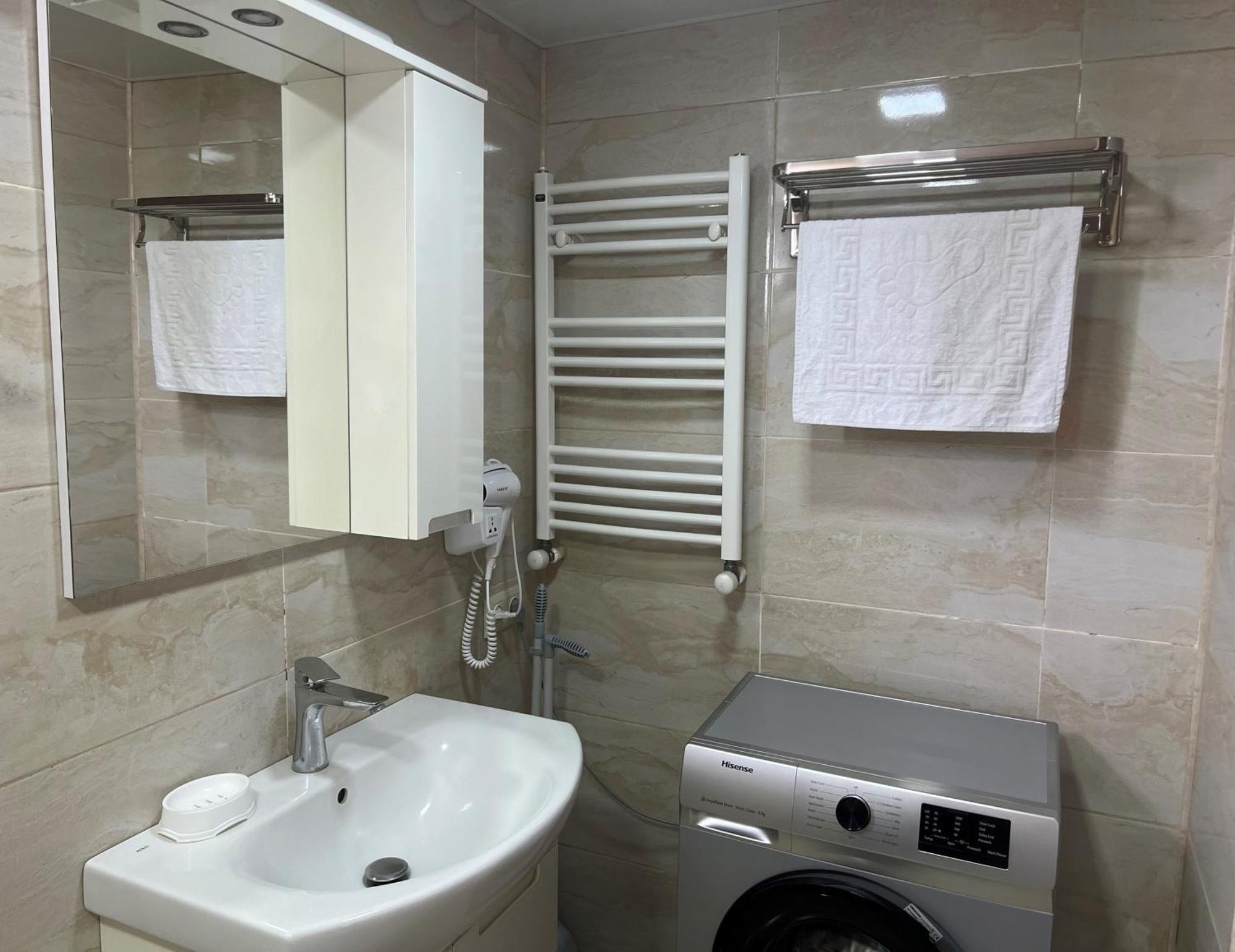 Bookinist Apartment Kutaisi Exterior photo